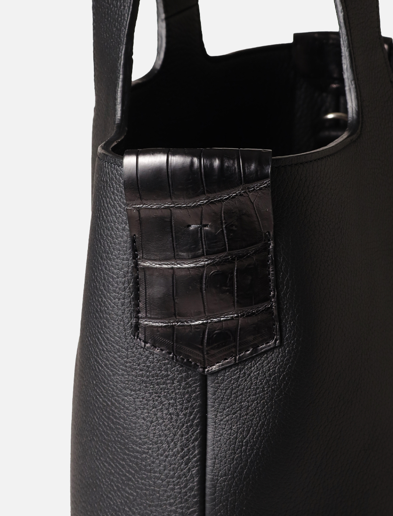 Haute leather tote bag