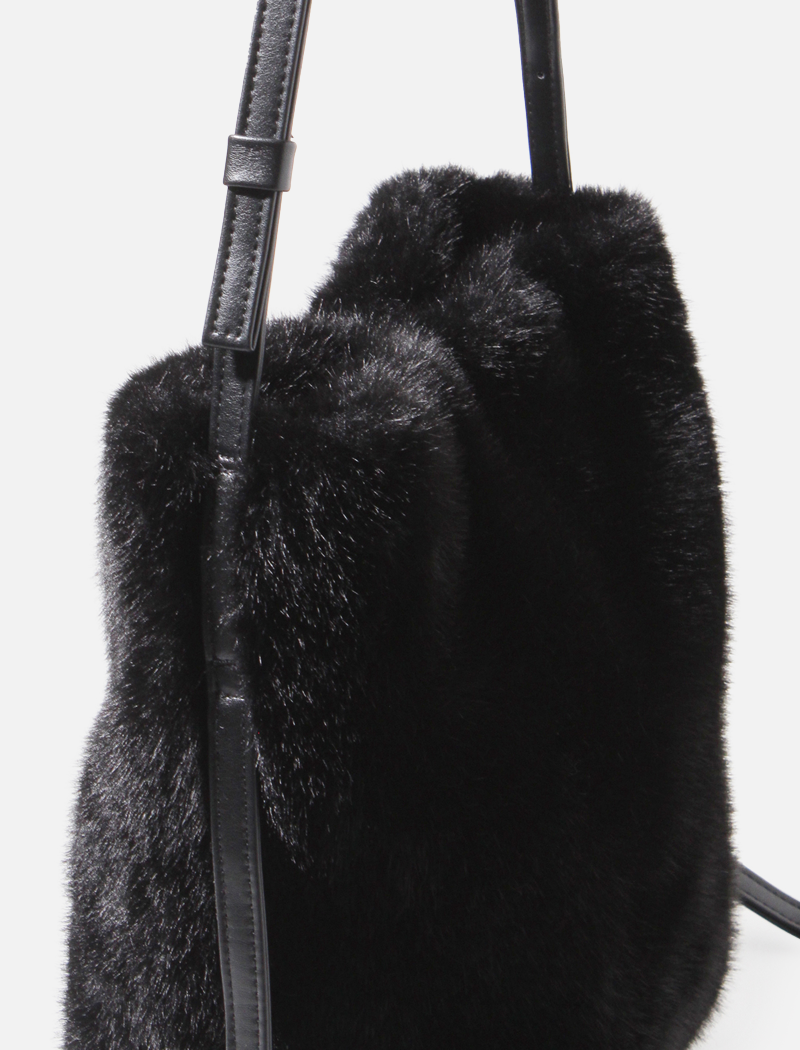 CRAMANT BLACK