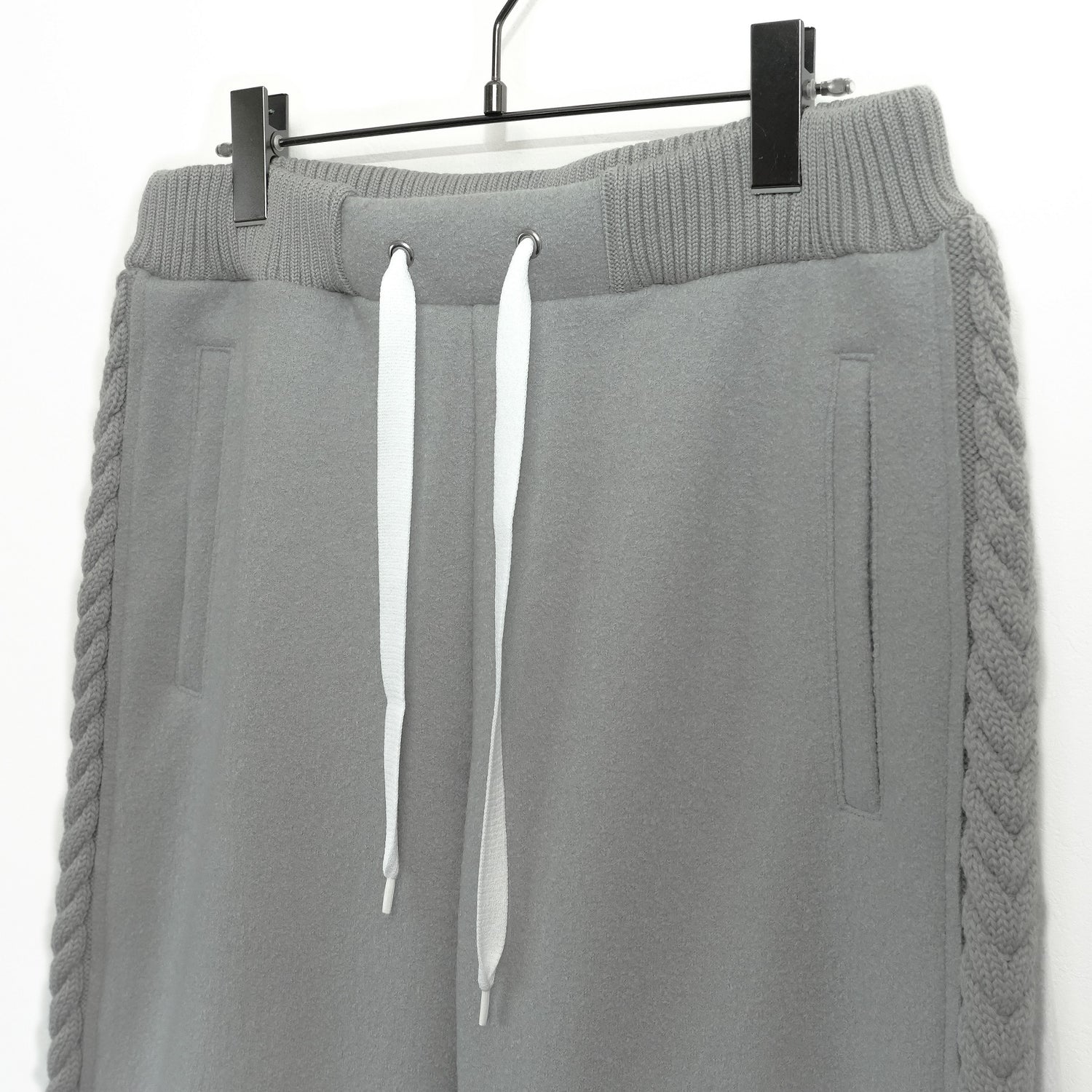 Wool felt cable semi-wide pants Pale khaki