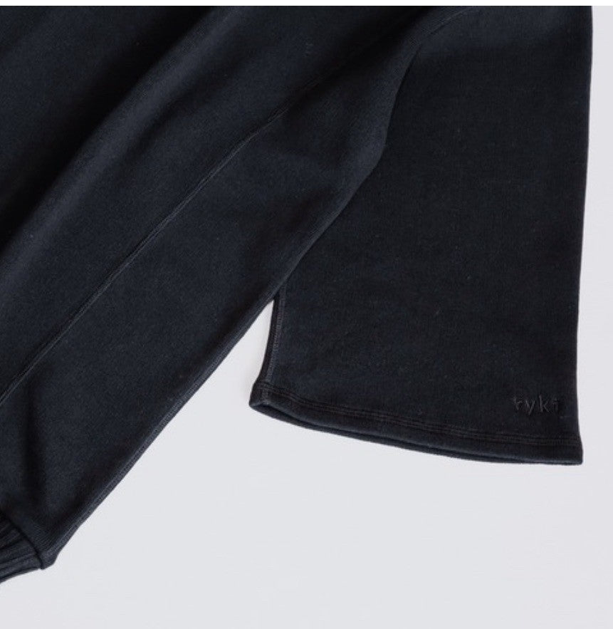 Compact spin cotton oversized pullover Black