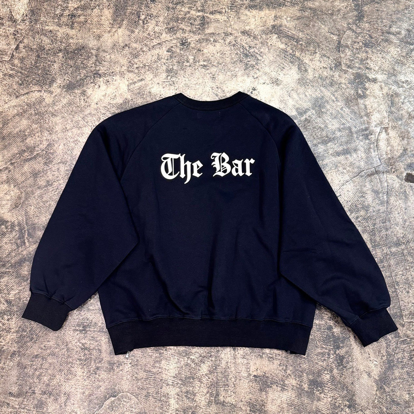 THE BAR x WIZZARD PRINT SIDE ZIP SWEAT "THE BAR LOGO" #BLACK