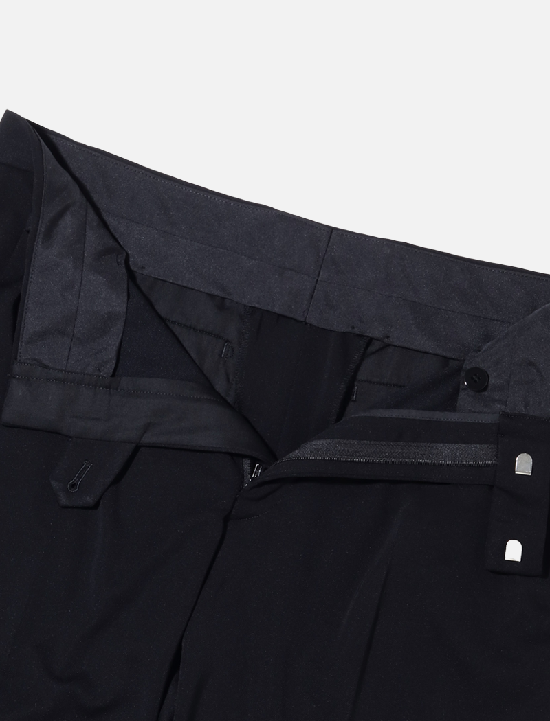 MAGIC short pants