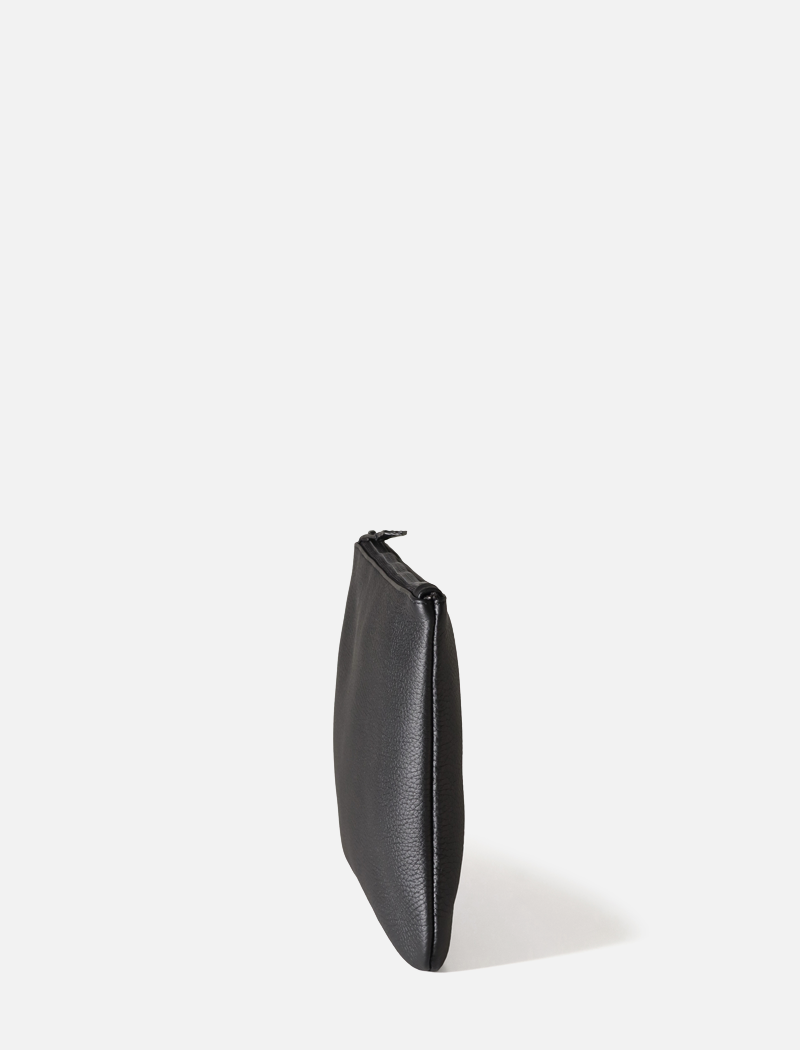 Haute leather pouch MMsize ( cow leather )