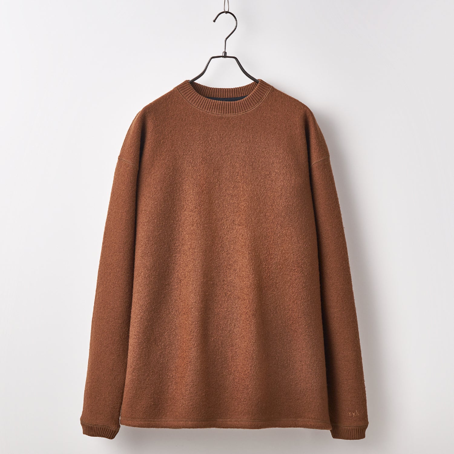 Wool felt long sleeves pullover Camel
