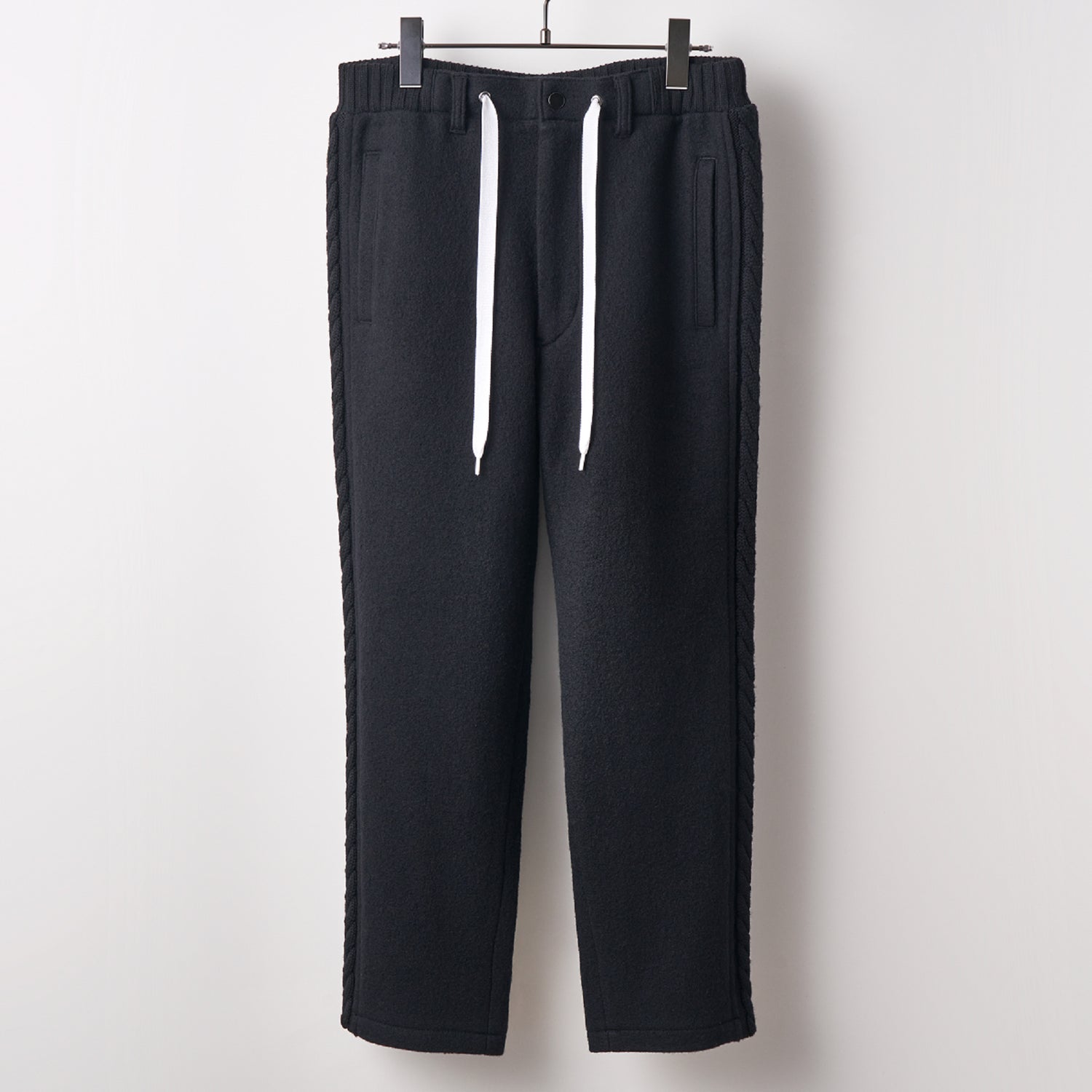 Wool felt cable ankle pants Black