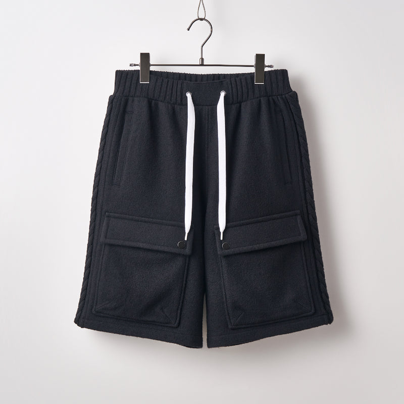Wool felt cable short pants Black