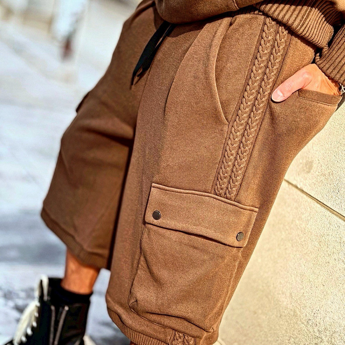 Compact spin cotton long shorts brown