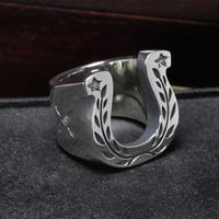 Laurel Horseshoe Ring Diamond
