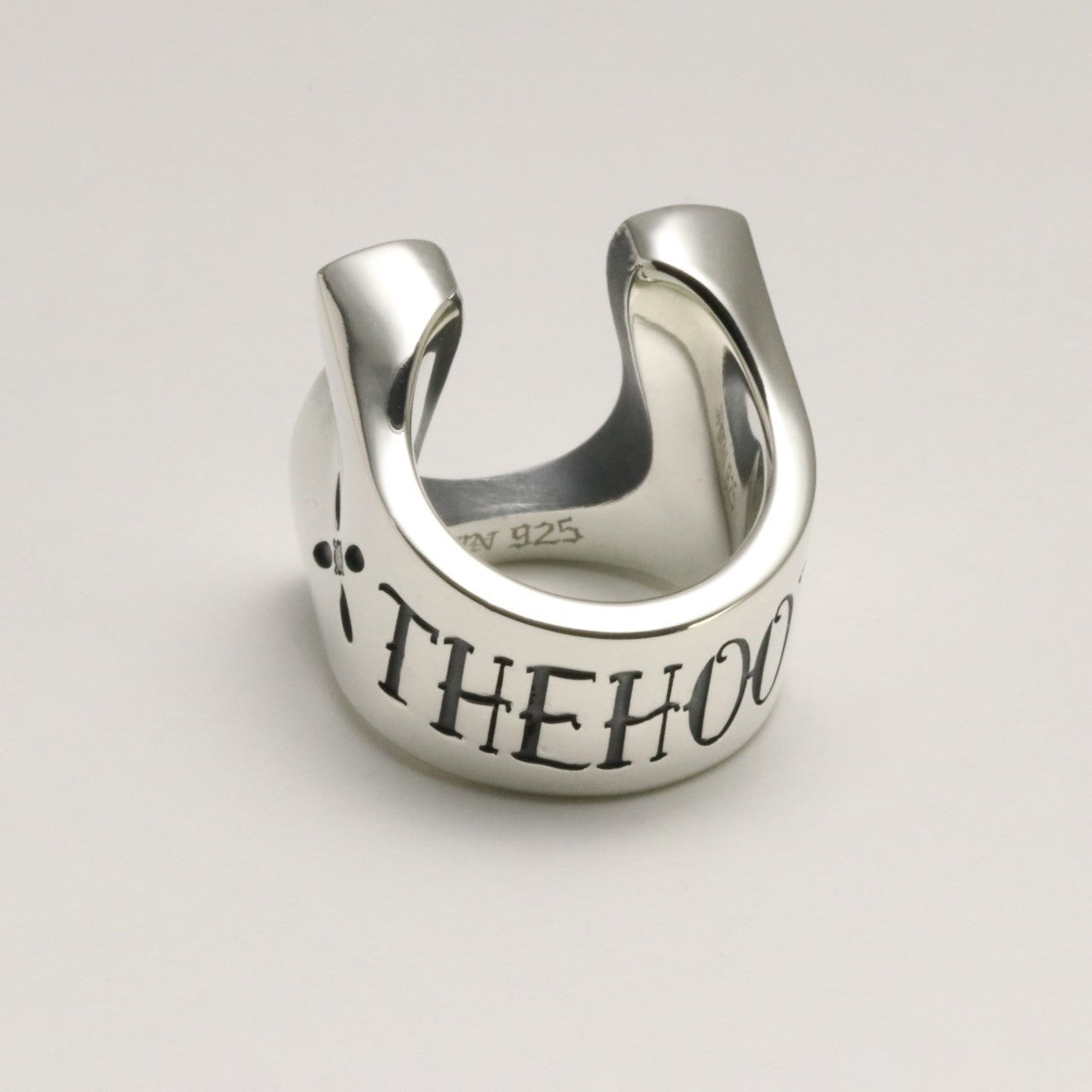 Laurel Horseshoe Ring Diamond