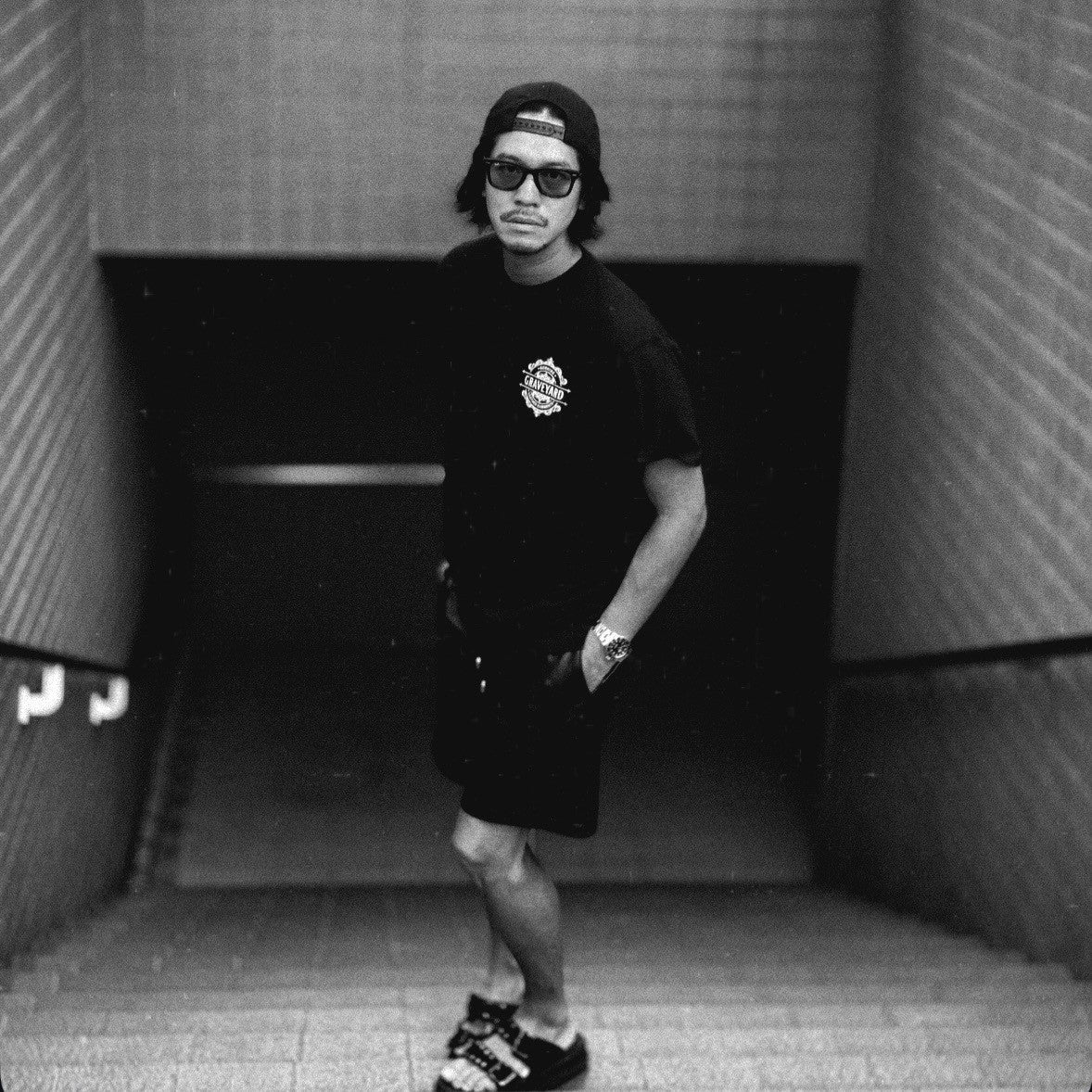 【THE BAR限定販売】THE BAR Special Oder 5.6oz S/S TEE ”GUNS＆MARIA” BLACK