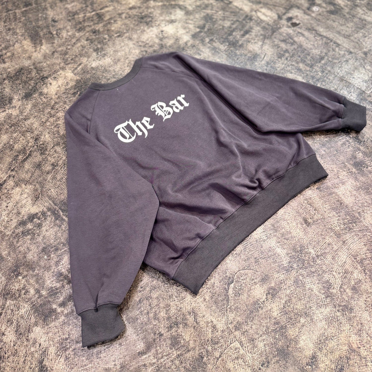 THE BAR x WIZZARD PRINT SIDE ZIP SWEAT "THE BAR LOGO" #CHARCOAL
