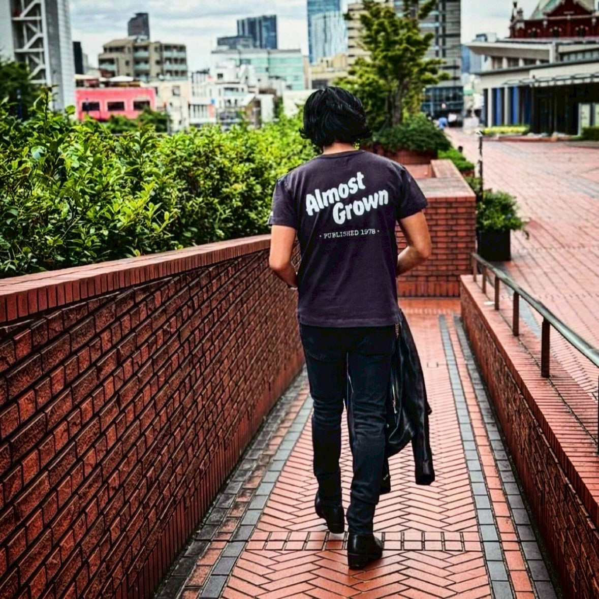 TMT×Joseph Szabo】DRY COTTON S/S TEE （girl） ブラック – THE BAR