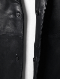 Notched Lapel Jacket with Lapel Pin