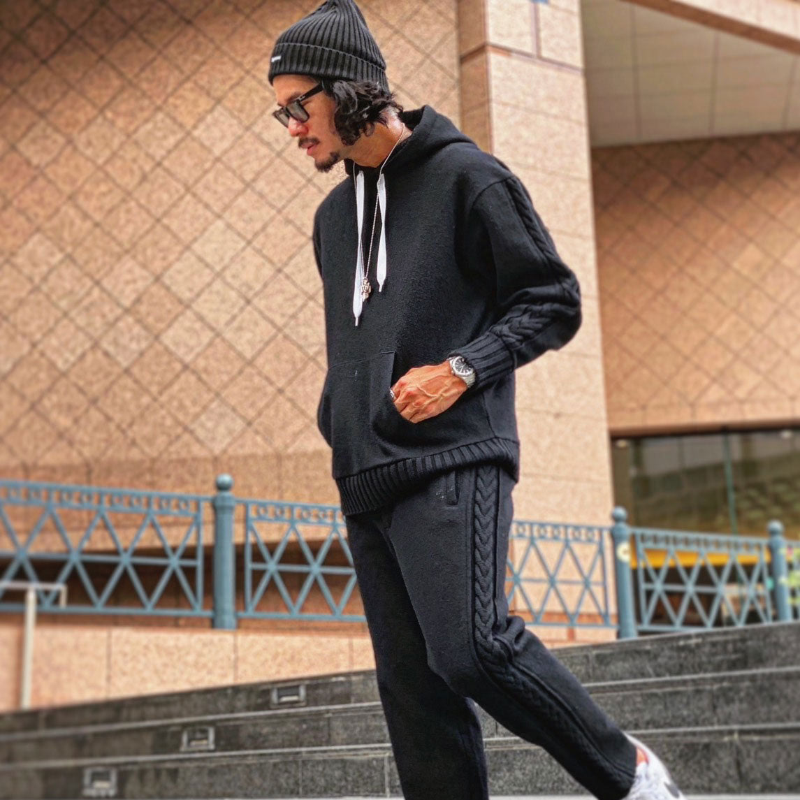 Wool felt cable ankle pants Black