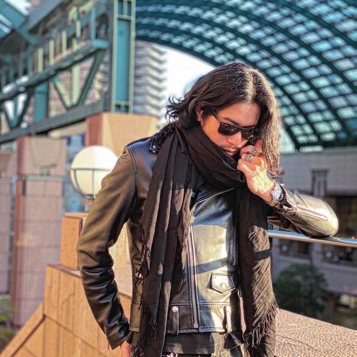 LEATHER IN STOLE / RAYON SILK カラー：ブラック